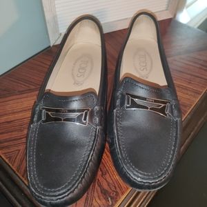 Authentic TODS Gommino Driving Shoes - womens